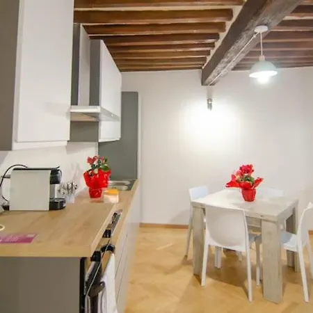 Fuoriporta Affitti Brevi - D'azeglio 48