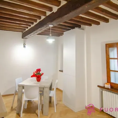 Apartment D'azeglio 48 Parma
