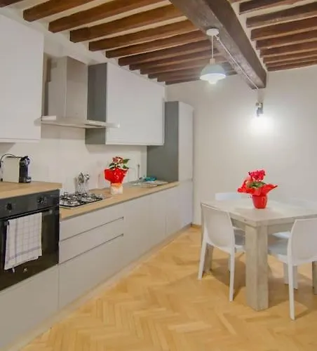 Fuoriporta Affitti Brevi - D'azeglio 48 帕爾馬